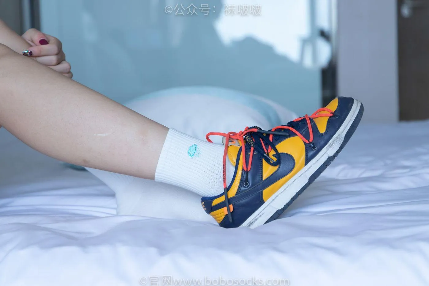 [BoBoSocks袜啵啵]NO.009 果冻-耐克板鞋、白棉袜、裸足 [130P]插图